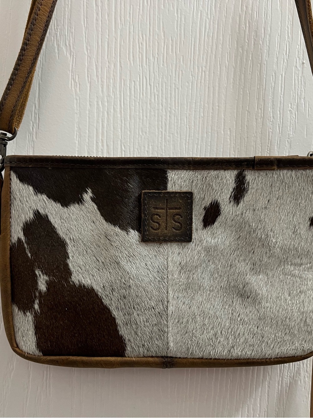 STS Ranchwear Brown & White Hair-On-Hide Messenger Bag
